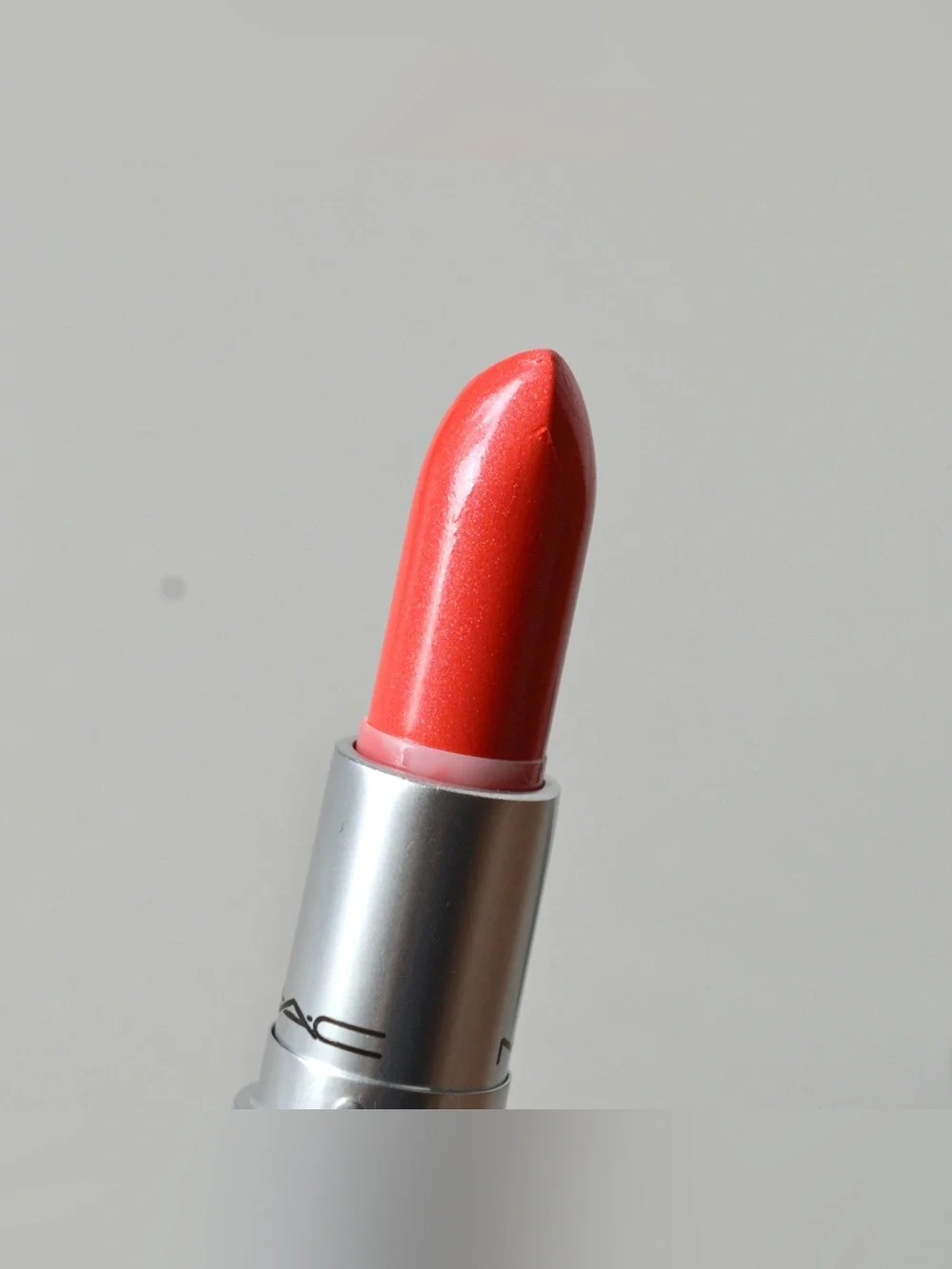 MAC Cosmetics Lipstick *PRETTY BOY* Rich Medium Coral Juice Summer Lips Like New